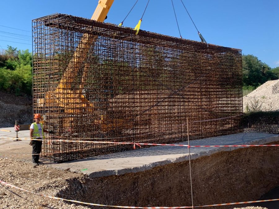 Gabbia di armatura pronta per la posa