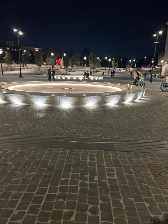 Riqualificazione di piazza con pavimentazione in pietra